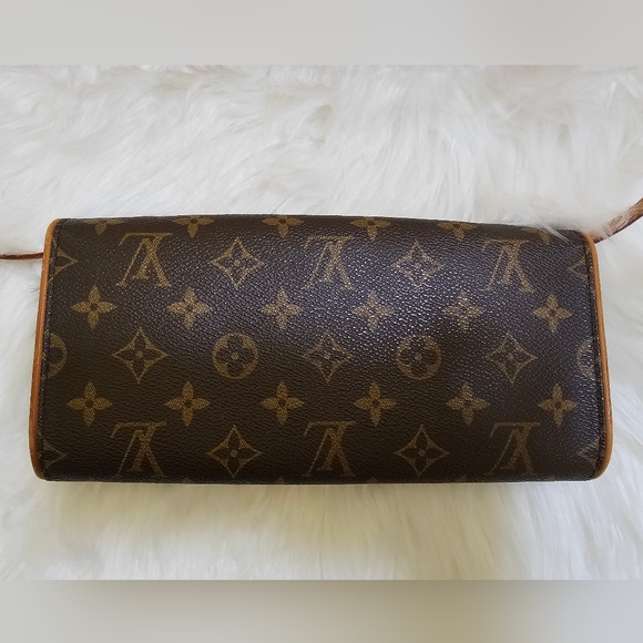 ๐HOST PICK๐ Louis Vuitton LV Shoulder Bag Pochette Twin GM Brown Monogram - Picture 4 of 17